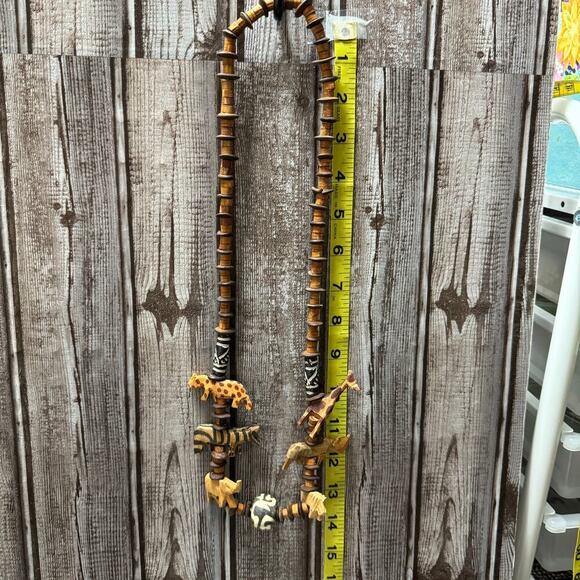 African Animal Necklace Flat Wood & African Beads, Zebra, Giraffe, Leopard, Lion - Picture 11 of 11